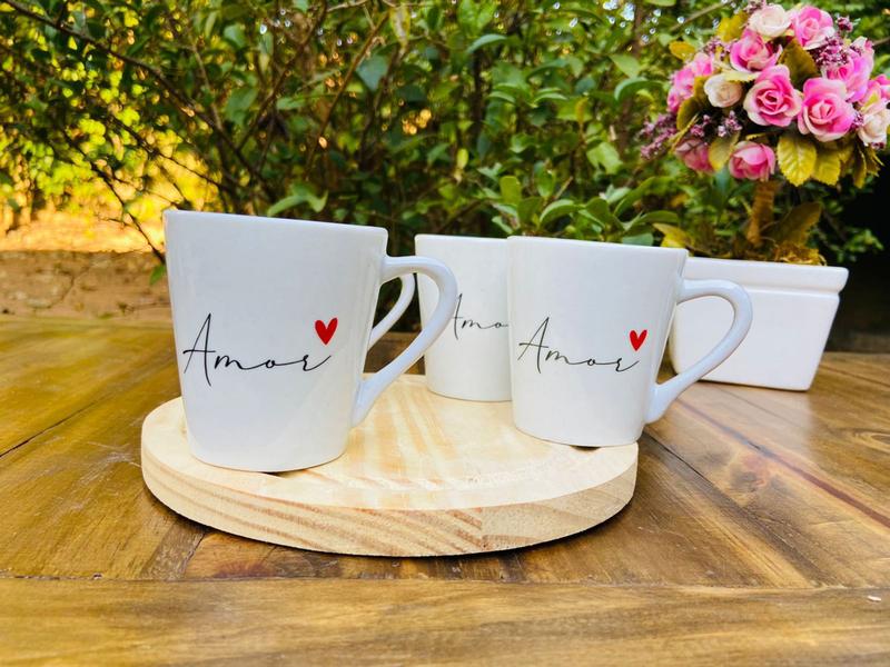 Jogo kit 4 xícaras canecas chá café porcelana 120 ml Amor Spot - Neo Porcelanas Imagem de Jogo kit 4 xícaras canecas chá café porcelana 120 ml Amor Spot