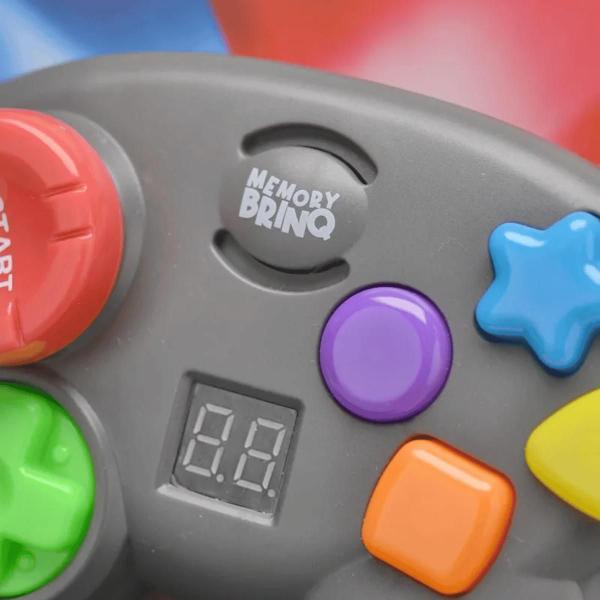 Jogo Memory Brinq Tipo Genius De Memória Com Luz e Som - Polibrinq Imagem de Jogo Memory Brinq Tipo Genius De Memória Com Luz e Som