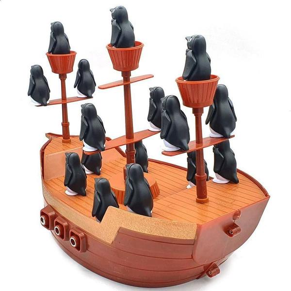 Jogo Navio dos Pinguins Piratas - Art Brink Imagem de Jogo Navio dos Pinguins Piratas - Art Brink