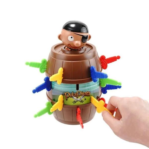 Jogo Pula Pirata Estrela Brinquedo Familia Imagem de Jogo Pula Pirata Estrela Brinquedo Familia