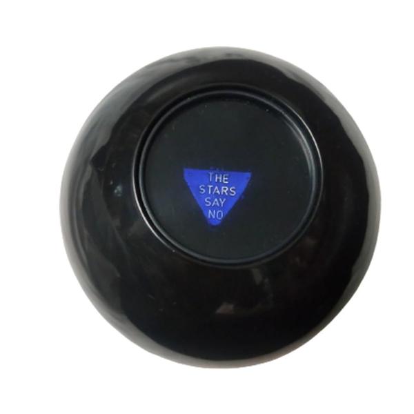 Jogo retrô Fortune Telling Mystic 8 Ball Novelty Black - MystiCabin Imagem de Jogo retrô Fortune Telling Mystic 8 Ball Novelty Black