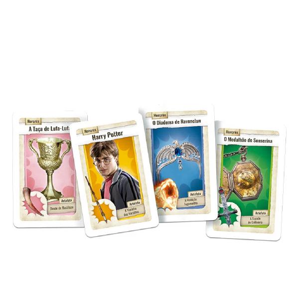 Jogos Brinquedos Carton Harry Potter Desafio Das Horcruxes Copag - 99442 Imagem de Jogos Brinquedos Carton Harry Potter Desafio Das Horcruxes Copag - 99442