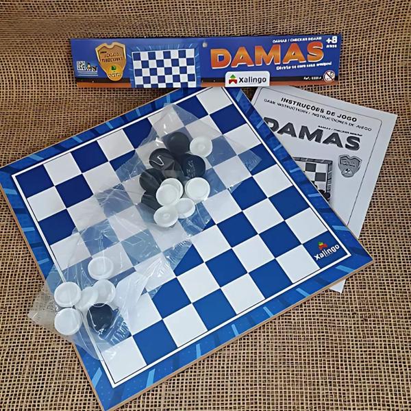Jogos Tradicionais em Madeira - Damas Xalingo - 65554 Imagem de Jogos Tradicionais em Madeira - Damas Xalingo - 65554