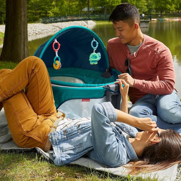 Jogue Space Fisher-Price Onthe-Go Baby Dome Pixel Forest Imagem de Jogue Space Fisher-Price Onthe-Go Baby Dome Pixel Forest