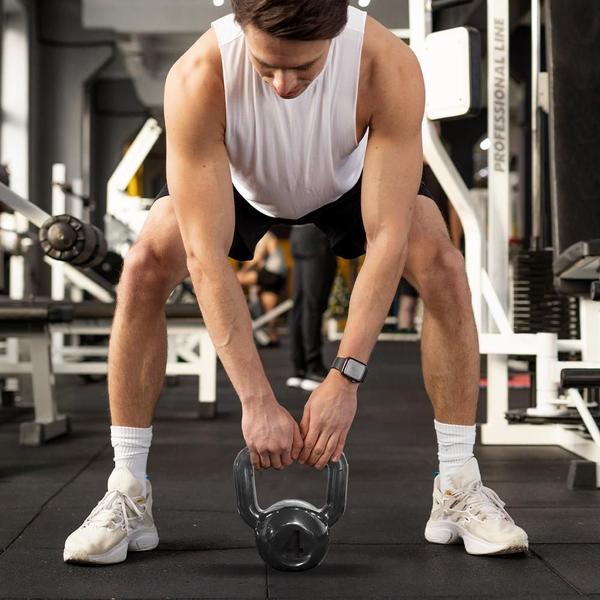 Kettlebell 4Kg Pintado Para Academia Treino Funcional Musculação Peso Em Ferro Para exercício funcional - Diamond Fit Imagem de Kettlebell 4Kg Pintado Para Academia Treino Funcional Musculação Peso Em Ferro Para exercício funcional