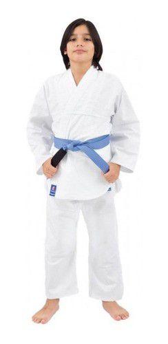 Kimono Infantil Torah Judô e Jiu Jitsu Branco Imagem de Kimono Infantil Torah Judô e Jiu Jitsu Branco
