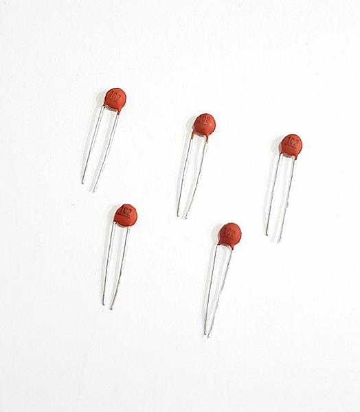 Imagem de Kit 05 Capacitor Cerâmico 1nf / 1000pf 50v