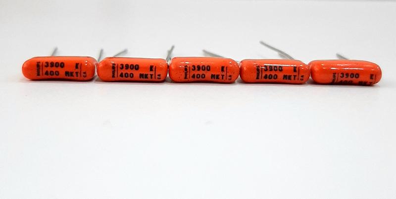 Imagem de Kit 05 Capacitor Poliéster 3k9 / 400V - Philips MKT