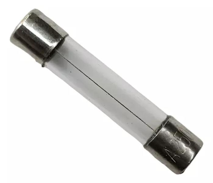 Kit 10 Fusíveis De Vidro Longo 15A 30mm X 7mm - Merkato Mavel Imagem de Kit 10 Fusíveis De Vidro Longo 15A 30mm X 7mm