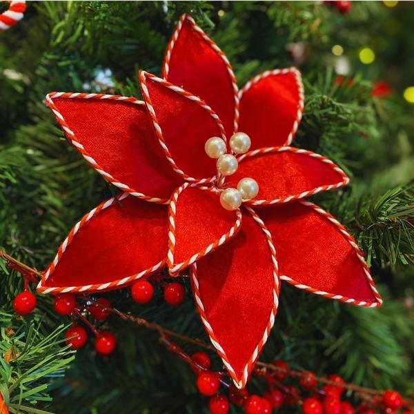 Imagem de Kit 10 Poinsetia Decorativa Natalina Vermelha com Bordas Vermelha e Branca 35cm Tok da Casa