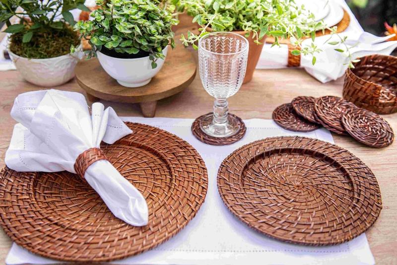 Kit 10 Unidades Sousplat Redondo Marrom Rattan 32Cm Rafimex Imagem de Kit 10 Unidades Sousplat Redondo Marrom Rattan 32Cm Rafimex