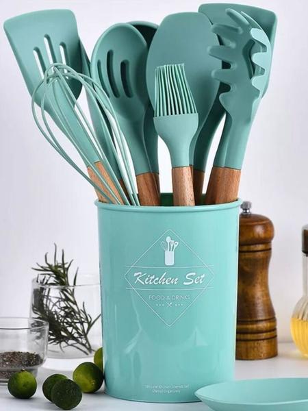 Imagem de Kit 12 Utensílios de Cozinha Silicone Cabo de Madeira Cor Verde Claro