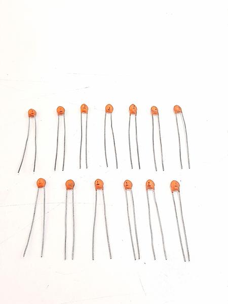 Imagem de Kit 13 Capacitor Cerâmico 1pf / 0,001nf 50V