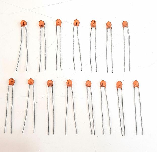 Imagem de Kit 15 Capacitor Cerâmico 1pf / 0,001nf 50V