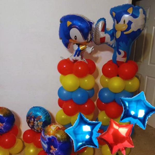 Imagem de Kit 156 Balões Para Decoração Sonic: 1 Balão Sonic Grande +4 Balões Estrelas Metalizadas +150 Bexigas +1 Tira Arco Balão