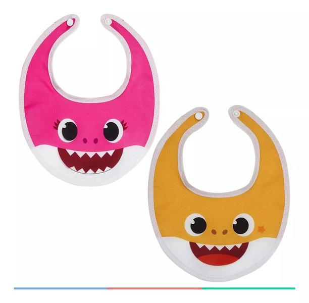 Imagem de Kit 2 Babadores Infantil Baby Shark Com Botão Para Bebê