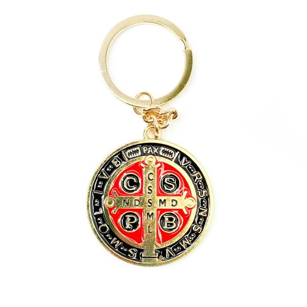 Kit 2 Chaveiros medalhão São Bento dourado - Filó modas Imagem de Kit 2 Chaveiros medalhão São Bento dourado