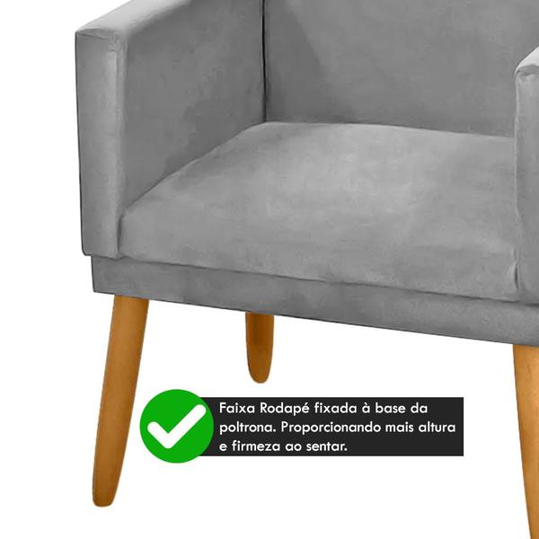 Imagem de Kit 2 Poltronas Decorativa Nina Suede Cinza Claro com Rodapé