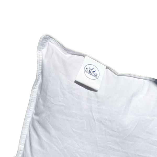 Kit 2 Travesseiros 70x50 50% Penas 50% Plumas de Ganso - Daune Imagem de Kit 2 Travesseiros 70x50 50% Penas 50% Plumas de Ganso - Daune