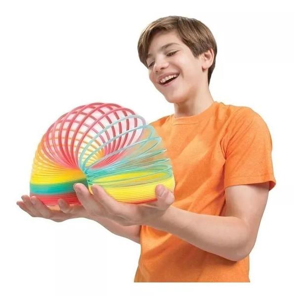 Kit 20 mola maluco super colorida brinquedo - MB Imagem de Kit 20 mola maluco super colorida brinquedo
