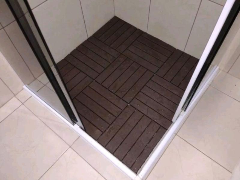 Imagem de Kit 20un Deck Madeira Plástica para Piscinas Jardins