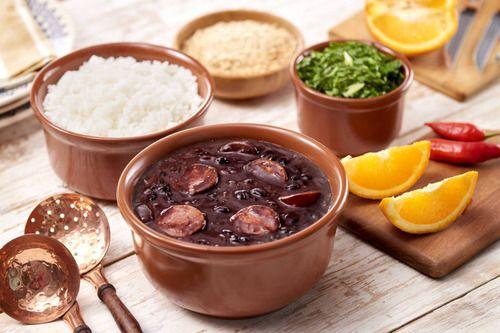 Kit 3 Feijoada Pronta Oderich Enlatada 830g Imagem de Kit 3 Feijoada Pronta Oderich Enlatada 830g