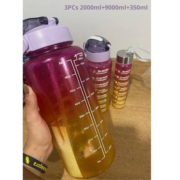 Imagem de Kit 3 Garrafas de Água Squeeze Com Adesivos 350ML+900ML+2000ML