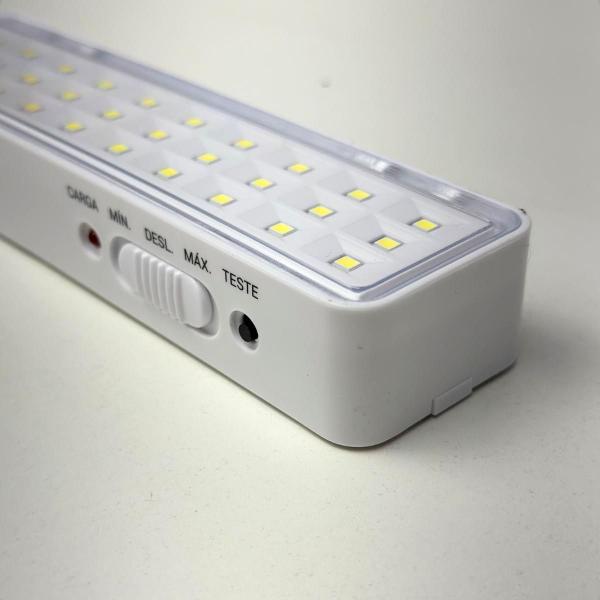 Imagem de Kit 3 Luminárias de Emergência Blumenau 30 Leds Recarregável Bivolt