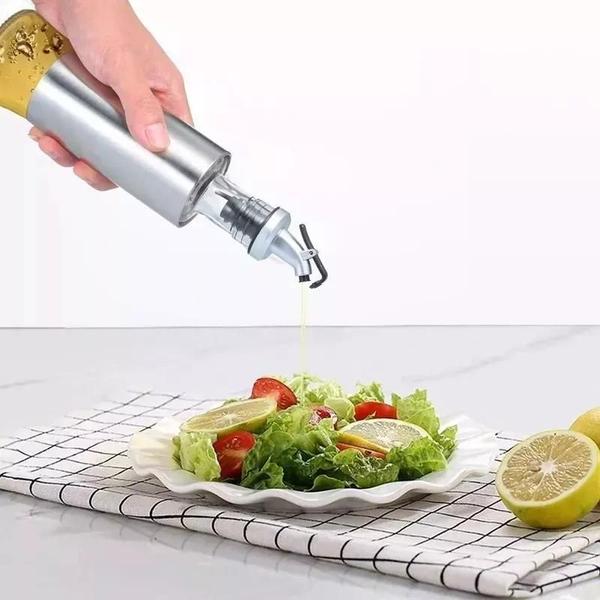 Imagem de Kit 3 Porta Azeite Vinagre Galheteiro de Vidro Revestido Inox Com Bico Dosador 300ml