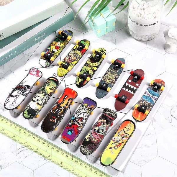 Kit 3 Skate de Dedo Infantil Estampado Original Art Brink Imagem de Kit 3 Skate de Dedo Infantil Estampado Original Art Brink