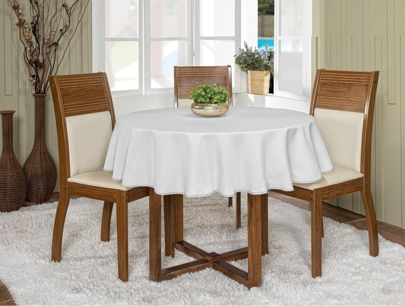 Kit 3 Toalhas De Mesa Oxford 4 lugares Redonda 1,45m Várias Cores Buffet - LuxBella Imagem de Kit 3 Toalhas De Mesa Oxford 4 lugares Redonda 1,45m Várias Cores Buffet