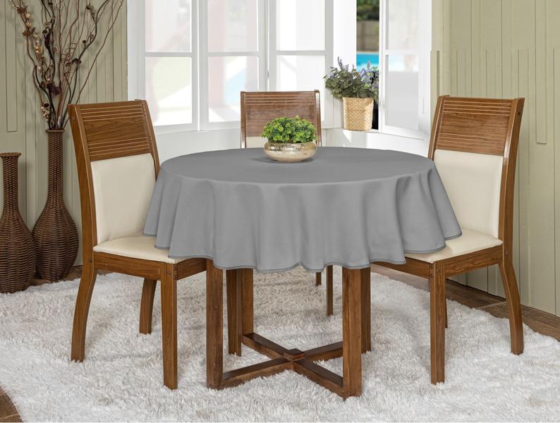 Kit 3 Toalhas De Mesa Oxford 4 lugares Redonda 1,45m Várias Cores Buffet - LuxBella Imagem de Kit 3 Toalhas De Mesa Oxford 4 lugares Redonda 1,45m Várias Cores Buffet