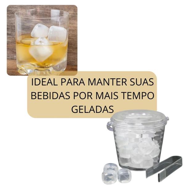 Kit 30 Cubos de Gelo Artificial Reutilizavel em Plastico Quadrado 2,5 Cm X 2,5 Cm Rio Tijucas Imagem de Kit 30 Cubos de Gelo Artificial Reutilizavel em Plastico Quadrado 2,5 Cm X 2,5 Cm Rio Tijucas