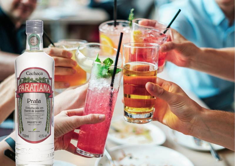 Kit 4 Cachaça Prata Paratiana 700 Ml Imagem de Kit 4 Cachaça Prata Paratiana 700 Ml