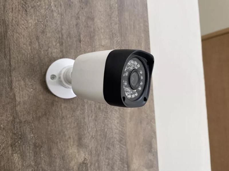 Kit 4 Câmeras Segurança Infra vermelho Residencial Alta Resolução Dvr Full Hd 4 Ch - Monitore via App Imagem de Kit 4 Câmeras Segurança Infra vermelho Residencial Alta Resolução Dvr Full Hd 4 Ch