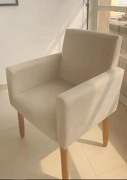 Imagem de Kit 4 Poltronas Decorativa para Recepção Sala de Estar Sala de Espera