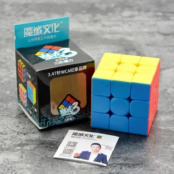 Kit 5 Cubos Magicos 2x2x2 + 3x3x3 + 4x4x4 + 5x5x5 + Pirâmide - MOYU Imagem de Kit 5 Cubos Magicos 2x2x2 + 3x3x3 + 4x4x4 + 5x5x5 + Pirâmide