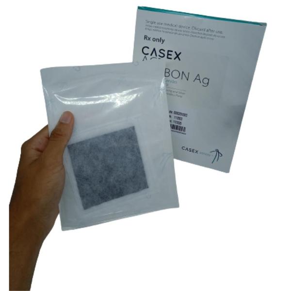 Kit 5 Curativos Activated Carvão Ativado Flexível Lesão Traumática Infecctadas - Casex Imagem de Kit 5 Curativos Activated Carvão Ativado Flexível Lesão Traumática Infecctadas