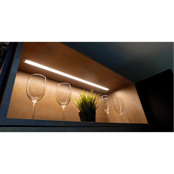 Kit 5 Fitas de LED Profissional 60 LED/M 4.4W/M 3528 3000K 12V IP20 5 Metros - Astanna Imagem de Kit 5 Fitas de LED Profissional 60 LED/M 4.4W/M 3528 3000K 12V IP20 5 Metros