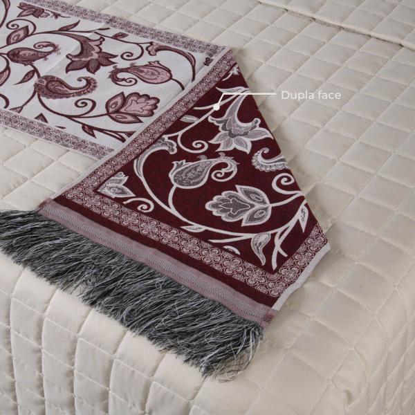 Imagem de Kit 5 Pçs Peseira Com Almofadas Grécia Jacquard King - Valle Enxovais