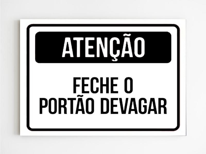 Imagem de kit 5 placas de sinalização atenção feche o portão devagar