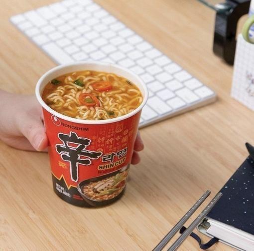 Imagem de Kit 6 Autêntico Lamen Coreano Shin Ramyun Cup Noodle 68G