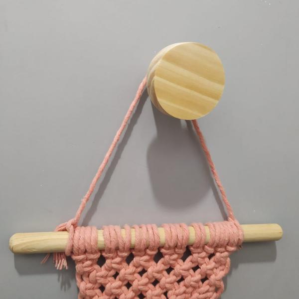Kit 6 Ganchos de parede de Pinus Bola - Souvenir Decor Imagem de Kit 6 Ganchos de parede de Pinus Bola