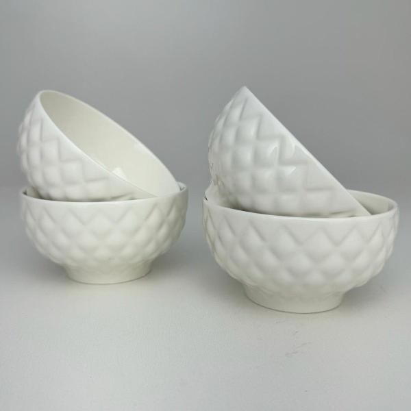 Kit 8 Bowl Tigela Cumbuca Porcelana Matelassê Branco 380 ml - LYOR Imagem de Kit 8 Bowl Tigela Cumbuca Porcelana Matelassê Branco 380 ml