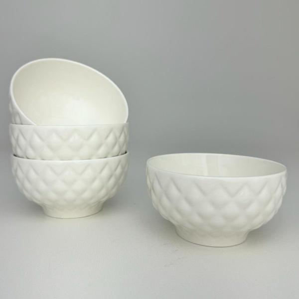 Kit 8 Bowl Tigela Cumbuca Porcelana Matelassê Branco 380 ml - LYOR Imagem de Kit 8 Bowl Tigela Cumbuca Porcelana Matelassê Branco 380 ml