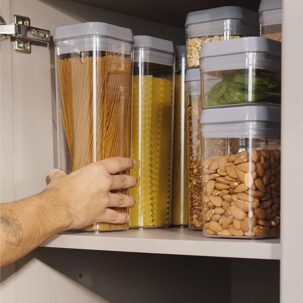 Kit 8 Pote Hermético P/ Alimentos Multiuso c/ Trave 2L - Brinox Imagem de Kit 8 Pote Hermético P/ Alimentos Multiuso c/ Trave 2L