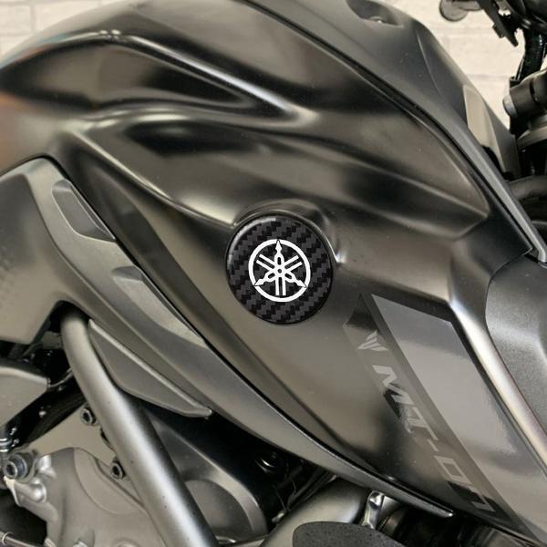 Kit Adesivo Alto Relevo Yamaha MT-07 Freio/Radiador Carbono - SPORTINOX Imagem de Kit Adesivo Alto Relevo Yamaha MT-07 Freio/Radiador Carbono