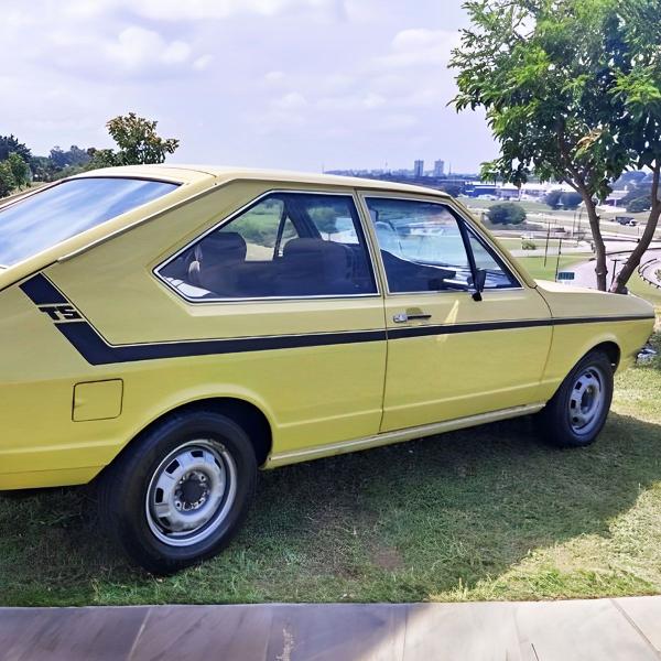 Imagem de Kit Adesivos Volkswagen Passat Ts 1976 Faixa Lateral Preta