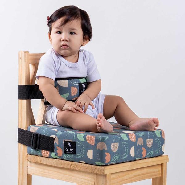 Kit Assento de Alimentação Almofada de Elevação Com Cinto Para Bebes e Crianças Tema Tulipas Alce Imagem de Kit Assento de Alimentação Almofada de Elevação Com Cinto Para Bebes e Crianças Tema Tulipas Alce