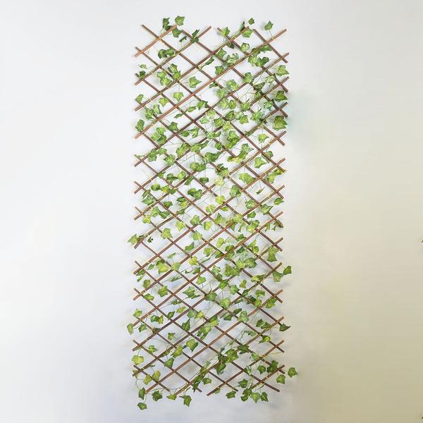 Imagem de Kit Atacado com 12 Treliças de Madeira com Folhagem para Muro Verde Permanente